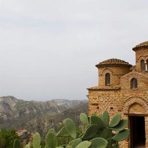 Car Hire Reggio Calabria Stretto Tito Minniti Airport (REG)